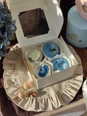 Набор  капкейков